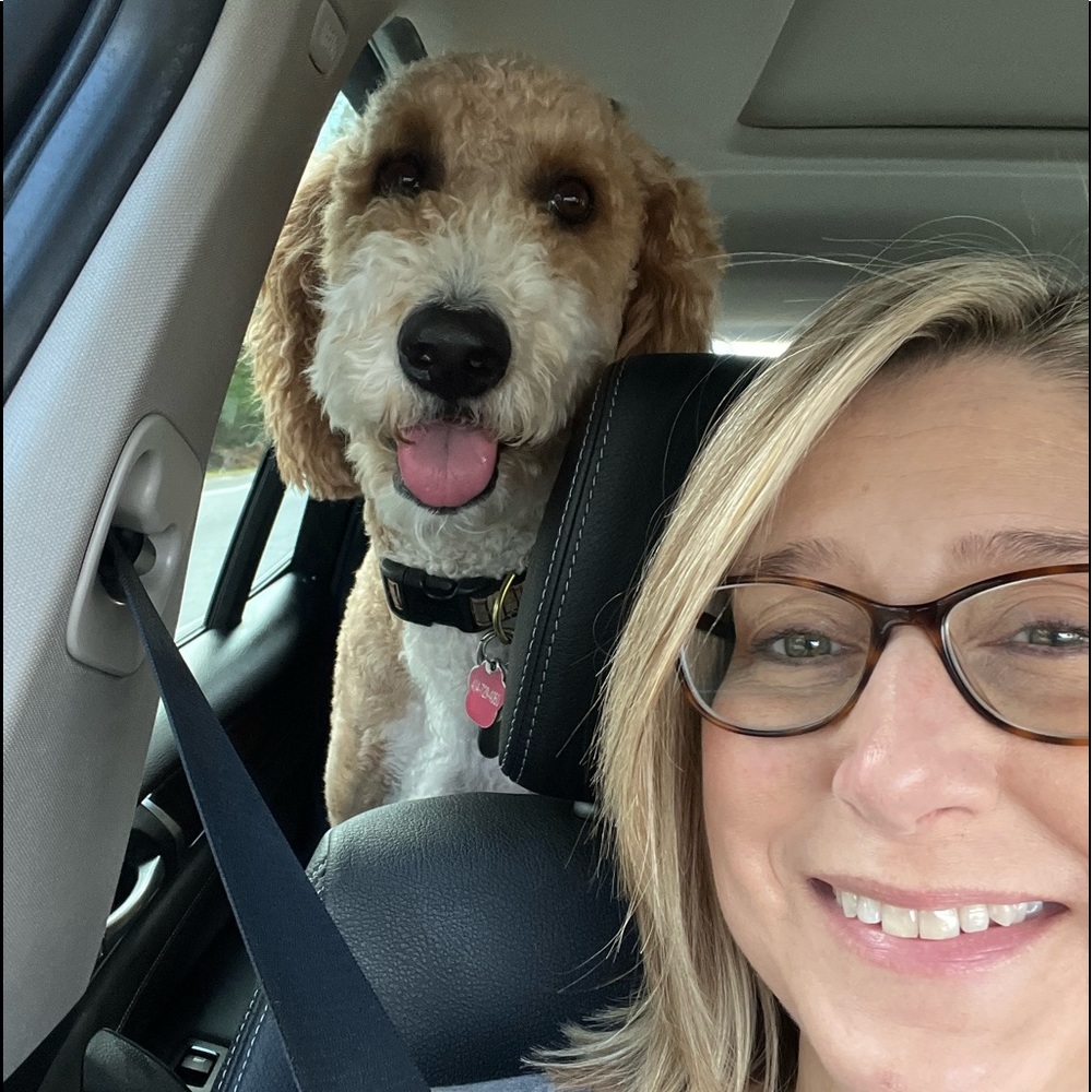 Meet your Posher, Angela